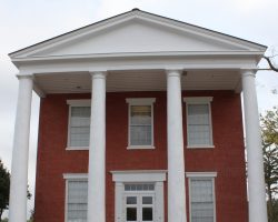 Suffolk Visitor Center / Adaptive Reuse of Nansemond County Courthouse